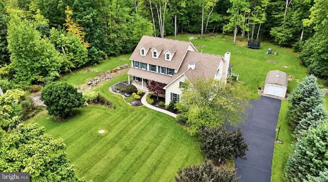 7915 RICHLANDTOWN RD, Quakertown, PA 18951
