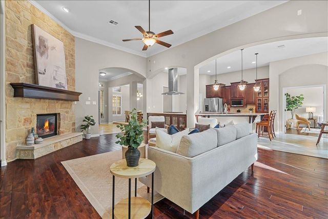 10516 Antelope RUN, Austin, TX 78748
