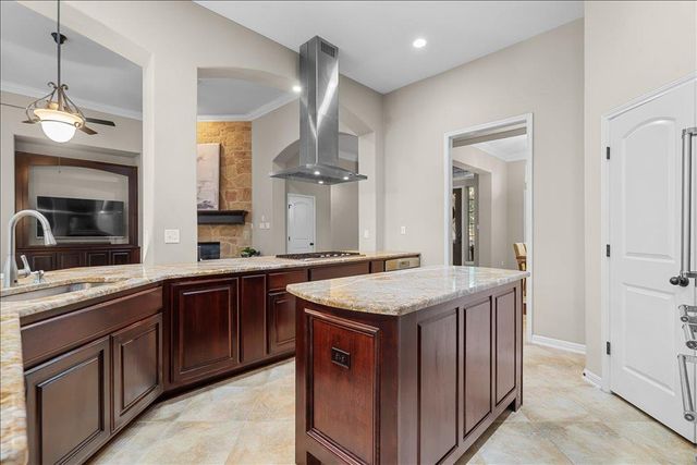 10516 Antelope RUN, Austin, TX 78748