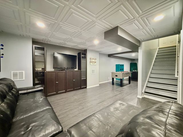 3609 Timberlake Drive, Joliet, IL 60435