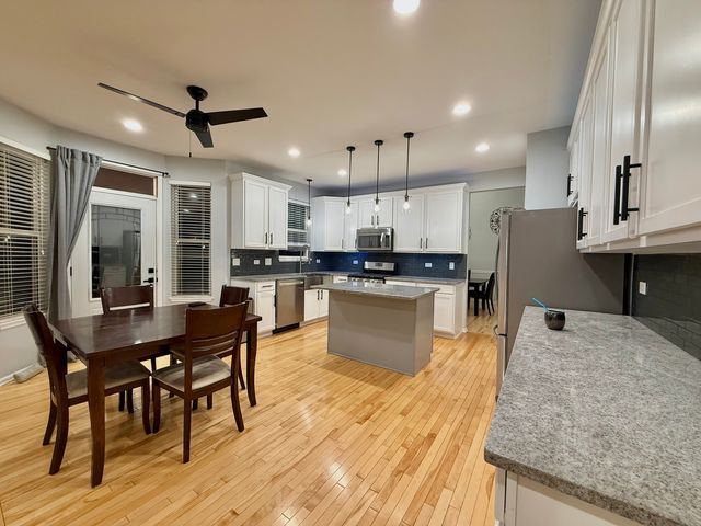 3609 Timberlake Drive, Joliet, IL 60435