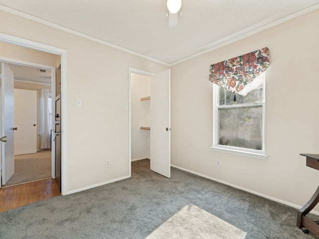 9960 Runnymeade Place, Fort Worth, TX 76108