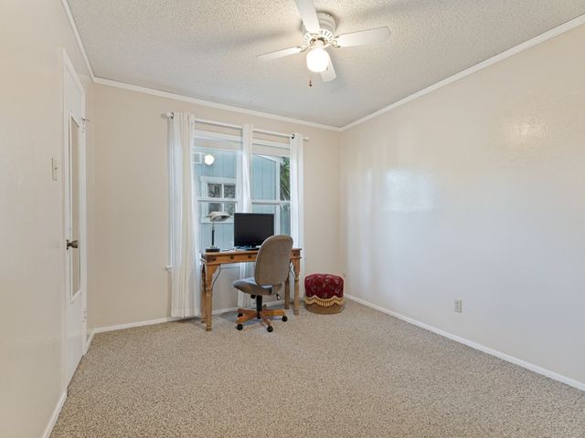 9960 Runnymeade Place, Fort Worth, TX 76108