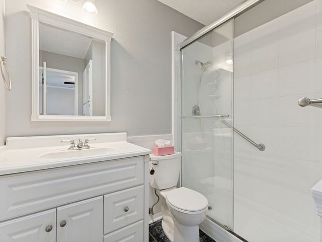 9960 Runnymeade Place, Fort Worth, TX 76108