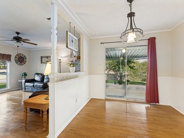 9960 Runnymeade Place, Fort Worth, TX 76108