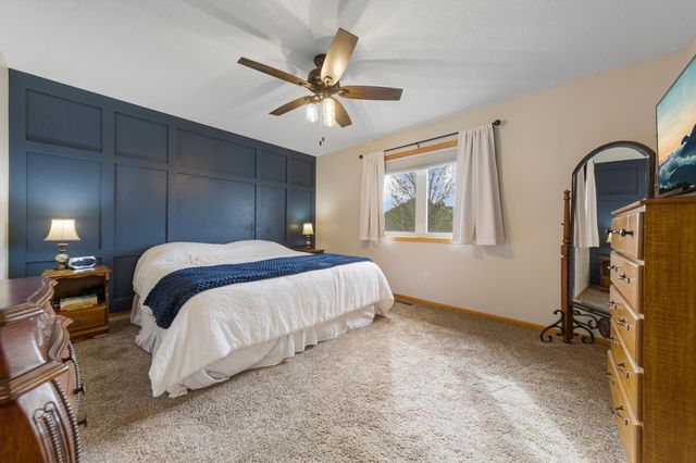 2101 Red Tail Lane, North Mankato, MN 56003