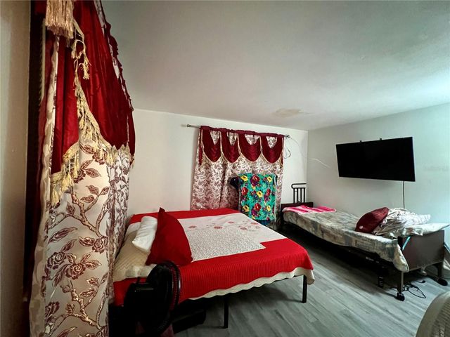 3246 EAGLE STREET, Sarasota, FL 34235