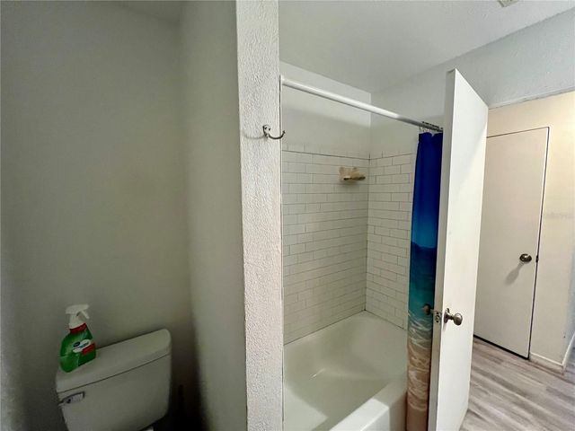 3246 EAGLE STREET, Sarasota, FL 34235