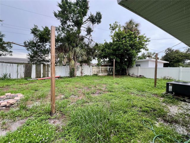 3246 EAGLE STREET, Sarasota, FL 34235