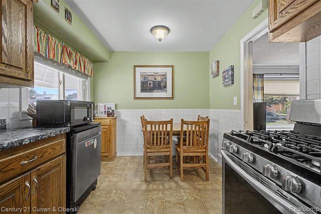 13085 Orchard Road, Southgate, MI 48195