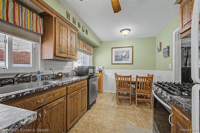 13085 Orchard Road, Southgate, MI 48195