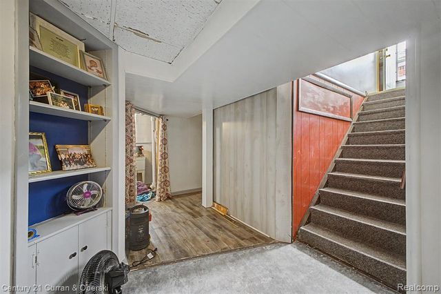 13085 Orchard Road, Southgate, MI 48195