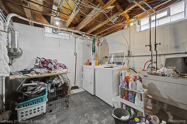 13085 Orchard Road, Southgate, MI 48195