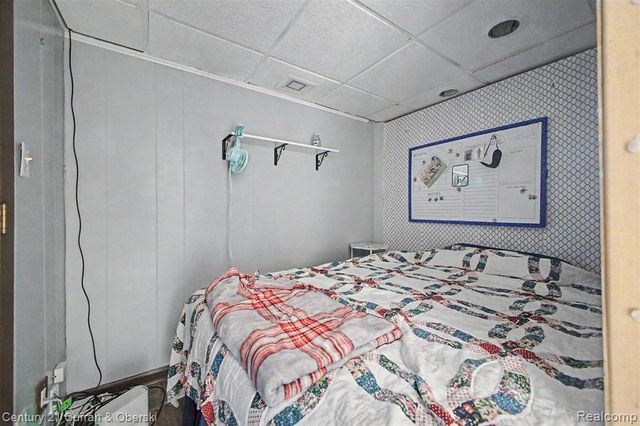 13085 Orchard Road, Southgate, MI 48195