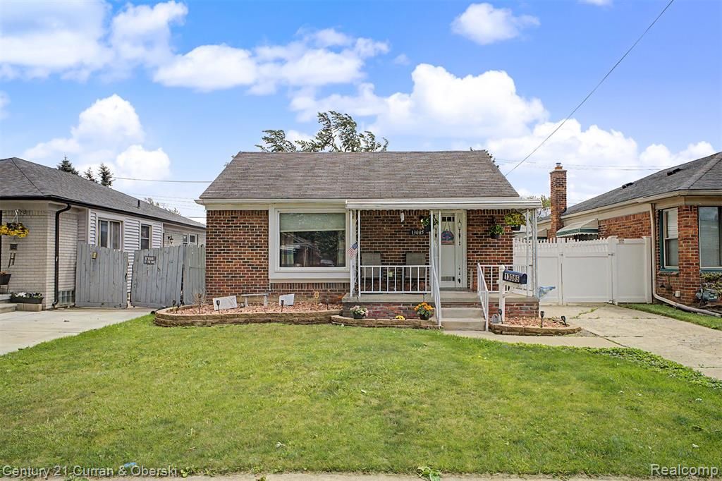 13085 Orchard Road, Southgate, MI 48195