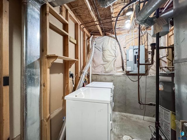 6320 W 66th St Street, Sioux Falls, SD 57106