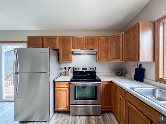 6320 W 66th St Street, Sioux Falls, SD 57106