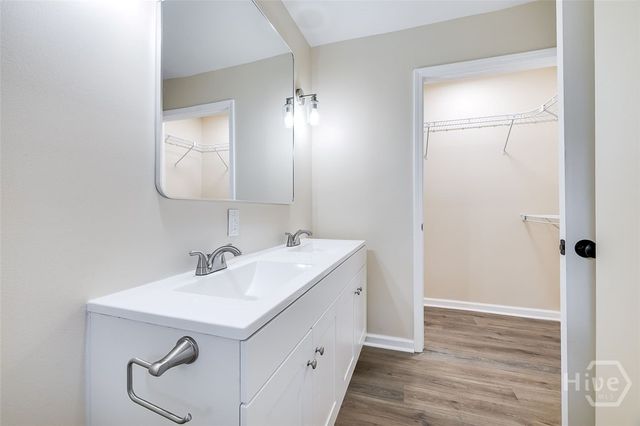 225 Wallace Circle, Bloomingdale, GA 31302