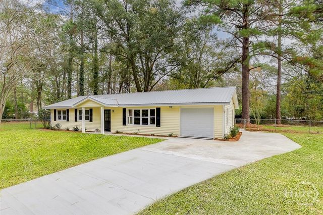 225 Wallace Circle, Bloomingdale, GA 31302