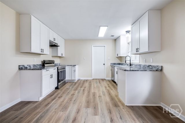 225 Wallace Circle, Bloomingdale, GA 31302