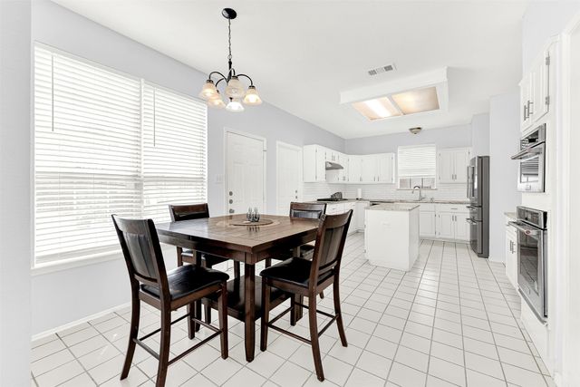 8506 Manchester Drive, Rowlett, TX 75089