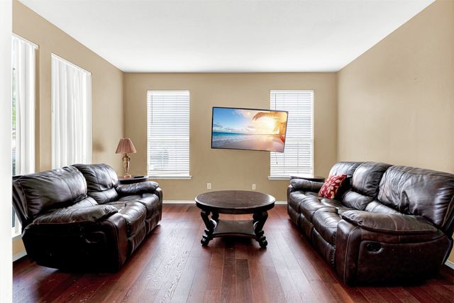 8506 Manchester Drive, Rowlett, TX 75089