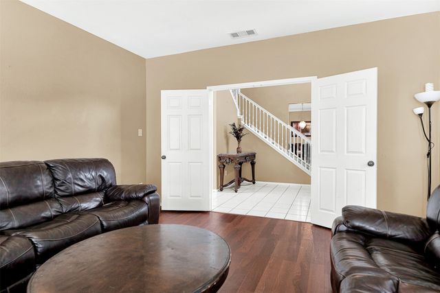 8506 Manchester Drive, Rowlett, TX 75089