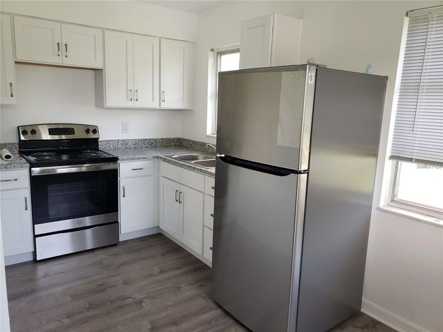 815 10TH STREET NW, Largo, FL 33770