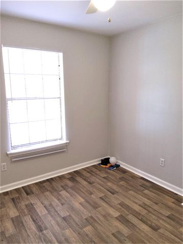 137 Susan Drive B, Summerville, SC 29485