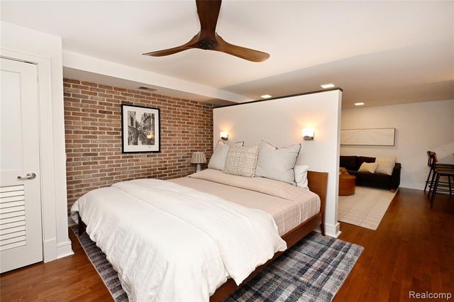 411 S Old Woodward Avenue Unit 911, Birmingham, MI 48009