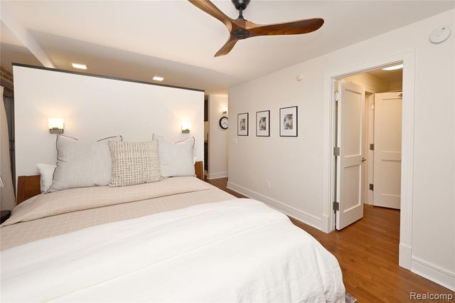 411 S Old Woodward Avenue Unit 911, Birmingham, MI 48009