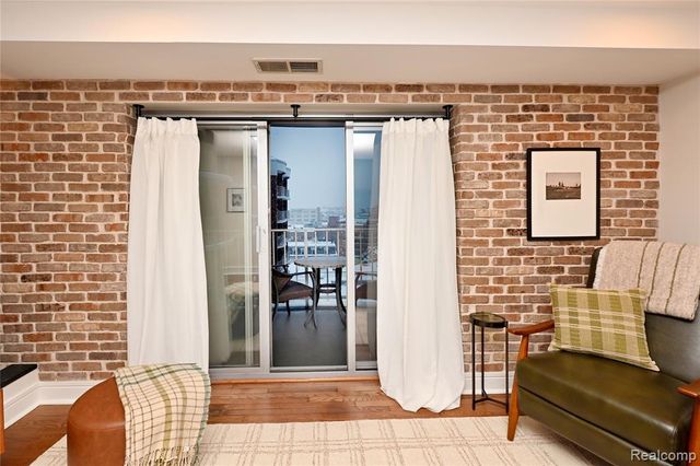 411 S Old Woodward Avenue Unit 911, Birmingham, MI 48009