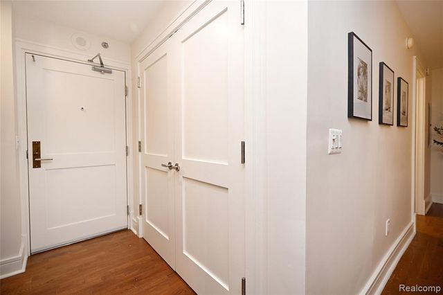 411 S Old Woodward Avenue Unit 911, Birmingham, MI 48009