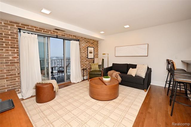 411 S Old Woodward Avenue Unit 911, Birmingham, MI 48009