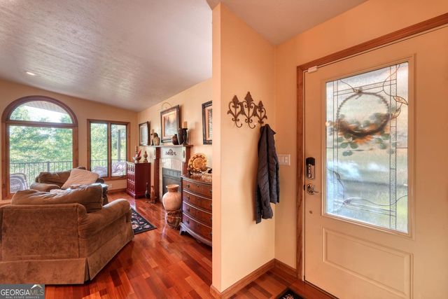 5940 Jackson Lane, Young Harris, GA 30582