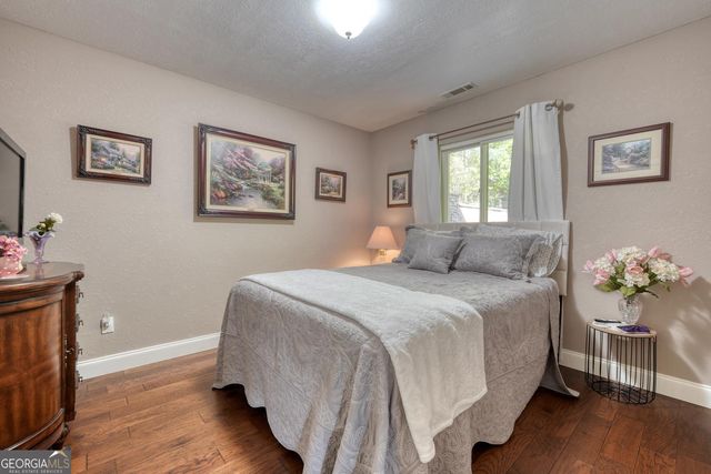 5940 Jackson Lane, Young Harris, GA 30582