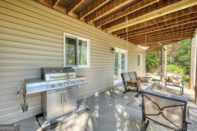 5940 Jackson Lane, Young Harris, GA 30582