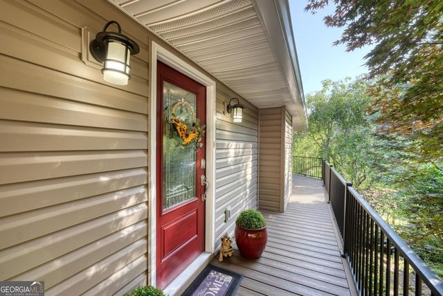 5940 Jackson Lane, Young Harris, GA 30582