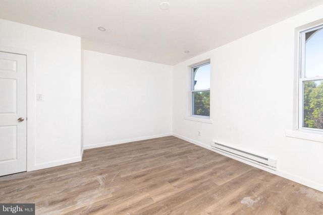 1841 N 33RD ST, Philadelphia, PA 19121