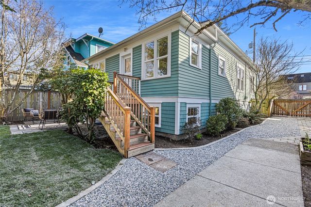 106 NE 59th Street, Seattle, WA 98105