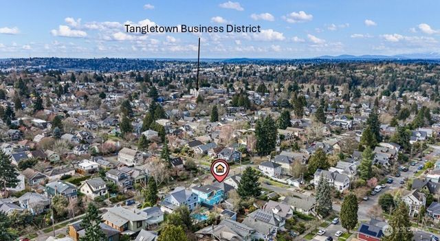 106 NE 59th Street, Seattle, WA 98105