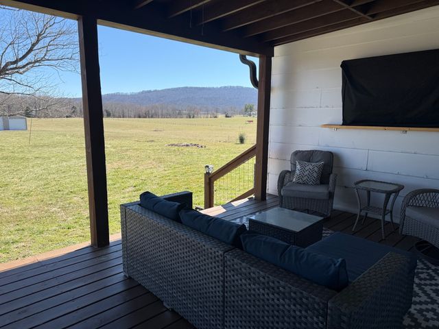 415 Viola Rd, Mcminnville, TN 37110