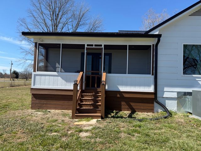 415 Viola Rd, Mcminnville, TN 37110