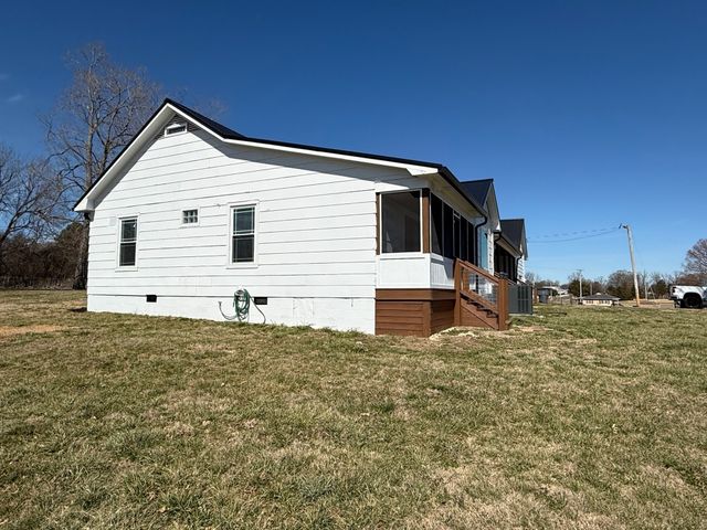 415 Viola Rd, Mcminnville, TN 37110