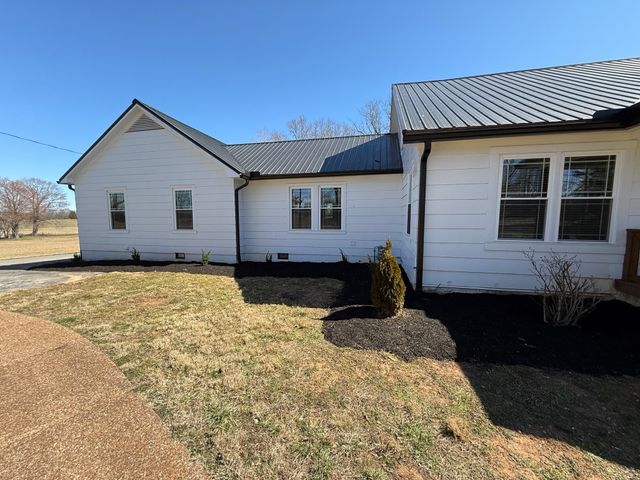 415 Viola Rd, Mcminnville, TN 37110