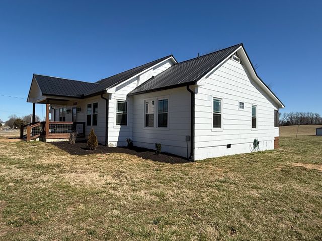 415 Viola Rd, Mcminnville, TN 37110