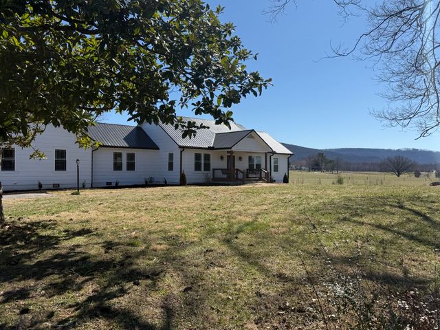 415 Viola Rd, Mcminnville, TN 37110