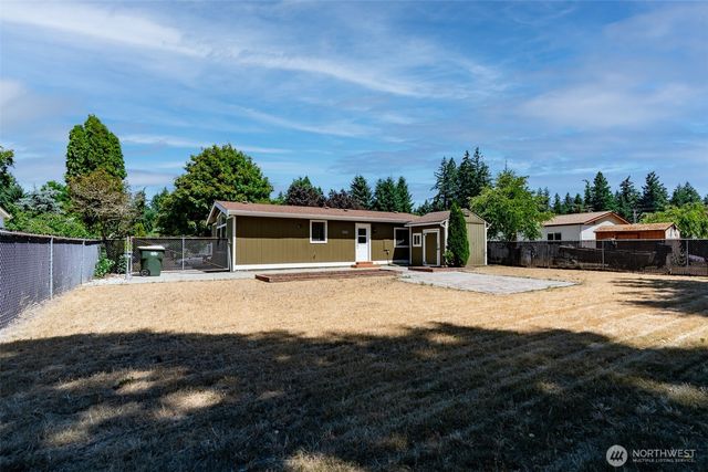 6703 5th Way SE, Lacey, WA 98503