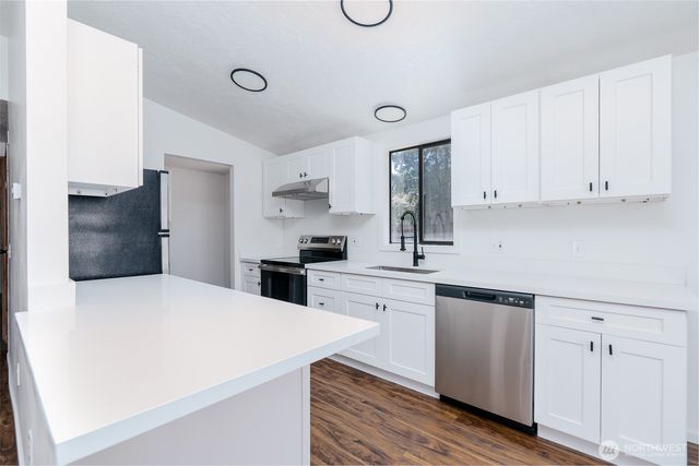 6703 5th Way SE, Lacey, WA 98503