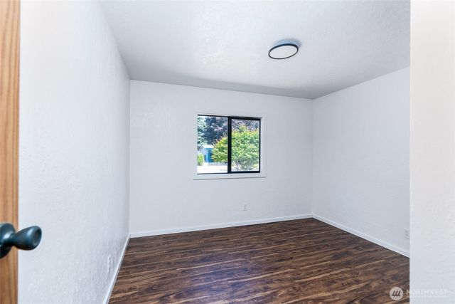 6703 5th Way SE, Lacey, WA 98503
